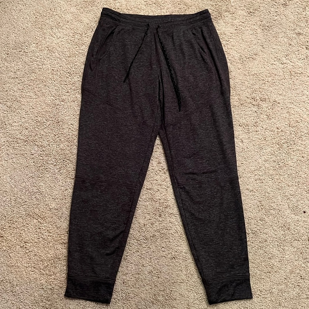 American Eagle Jogger Size M
